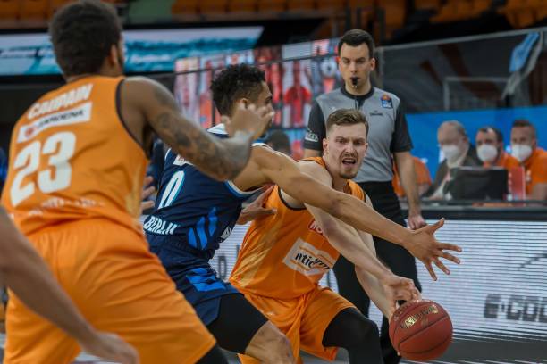 使得红魔球 使得红魔球